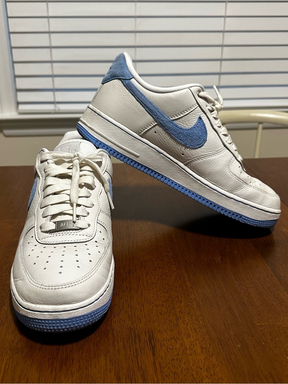 Womenβs Nike Air Force 1 Low White Blue Sneakers